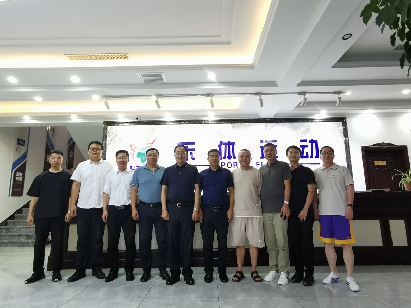 行业标杆，东体承办，《体育馆用木质施工技术规程》、《体育馆用木质地板维修及保养技术规范》等标准宣贯会在抚顺成功召开！